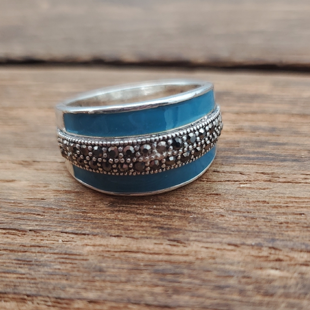 Sterling Silver Blue Enamel & Marcasite Statement Ring Size 8 R821